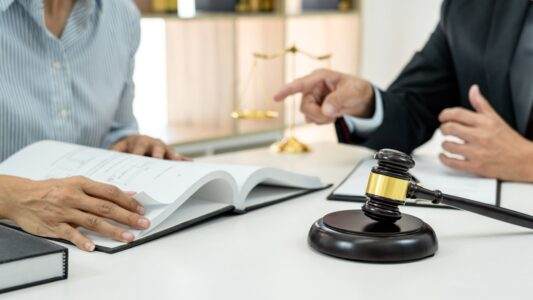 probate lawyer informing client